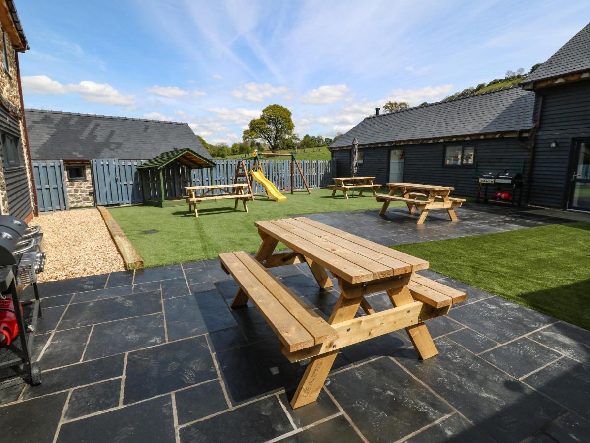 Y Beudy The Dairy Villa Oswestry Exterior photo